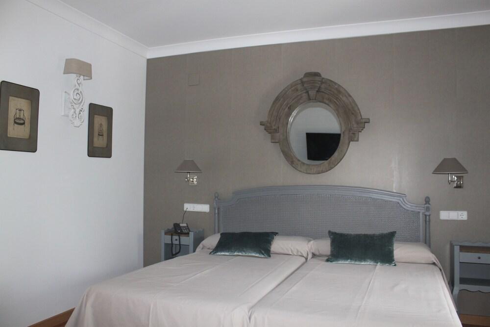 Hotel Villa Maria Cabra Exteriér fotografie